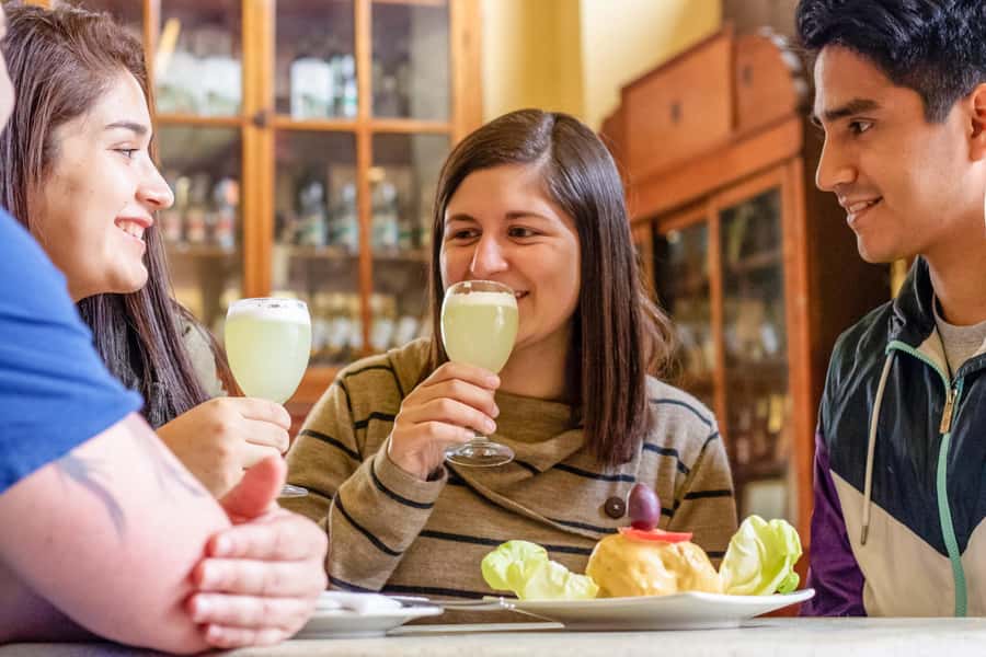 Lima: Lights, Pisco, and Fun Night Tour and Pisco Tasting - Why this four-hour Lima night tour works