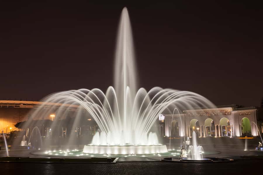 Lima: Magic Water Circuit with Dinner - Dinner in a century-old republican house