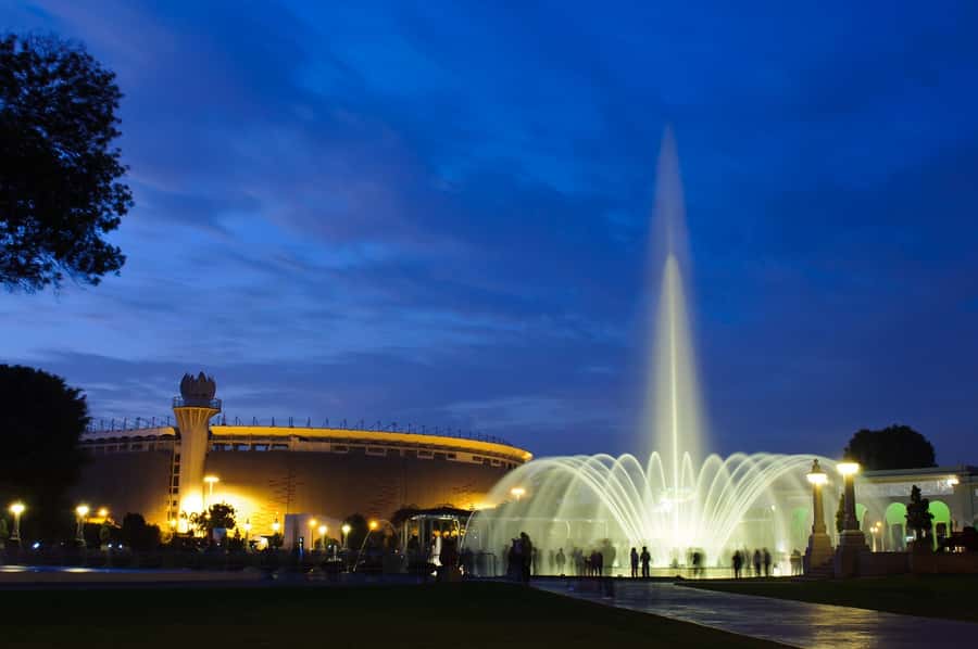 Lima: Magic Water Circuit with Dinner - Who will enjoy this evening most?