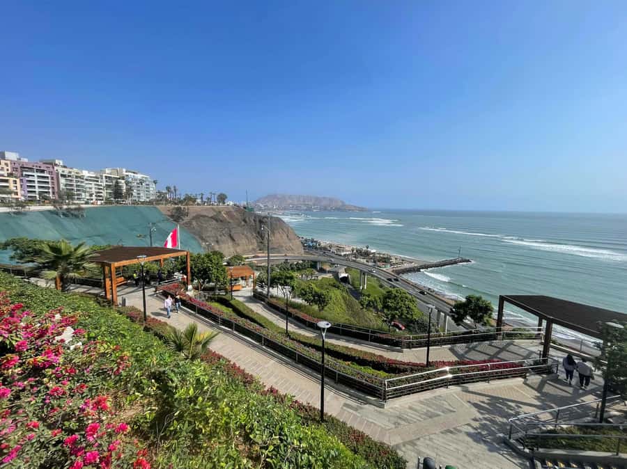 Lima: Miraflores & Barranco Guided Bike Tour - Key points to know before booking