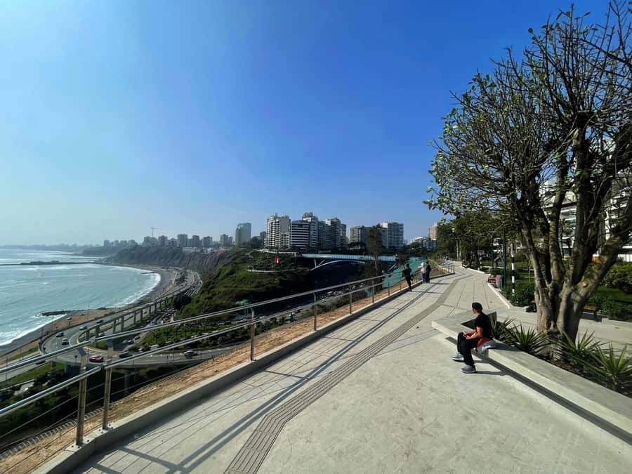 Lima: Miraflores & Barranco Guided Bike Tour - Bicentennial Park shows a newer side of Miraflores