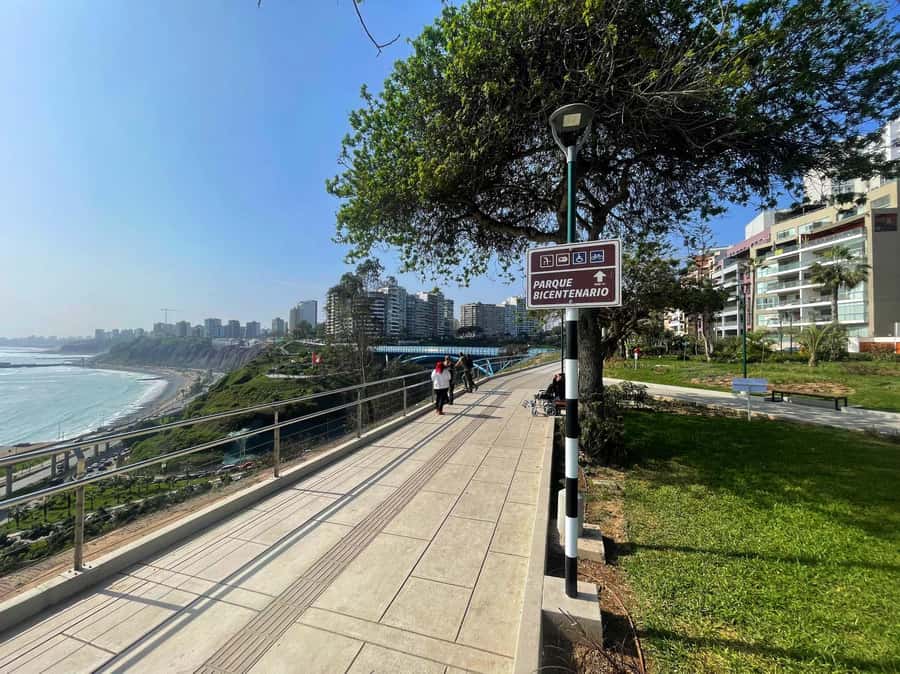 Lima: Miraflores & Barranco Guided Bike Tour - Husares de Junín Park opens the big coastal view