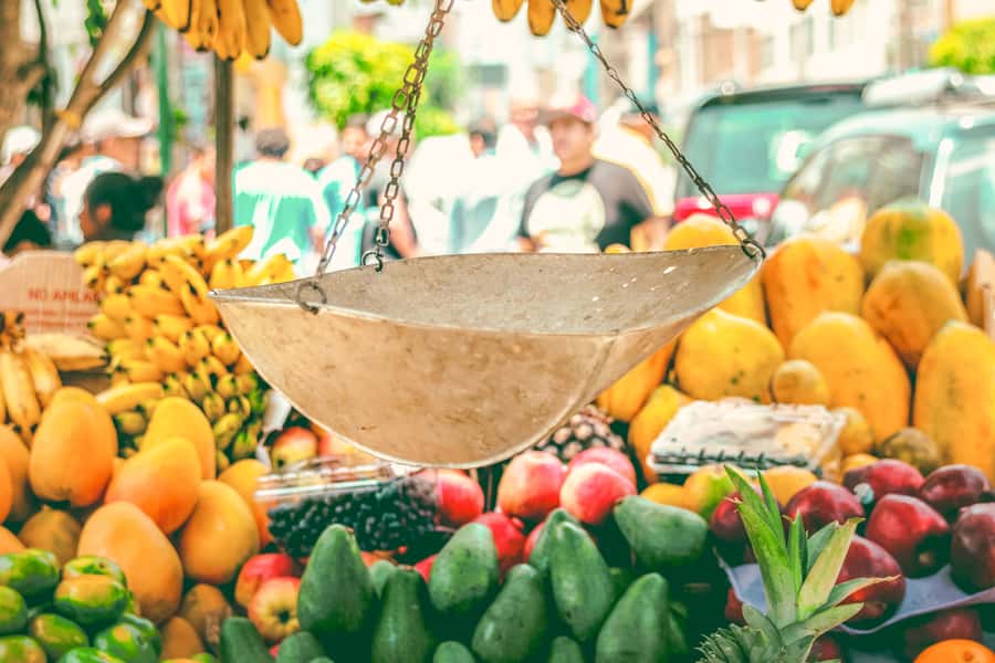 Lima: Miraflores Trending Flavors Half-Day Walking Tour - Seeing produce at Mercado Nº 1 de Surquillo