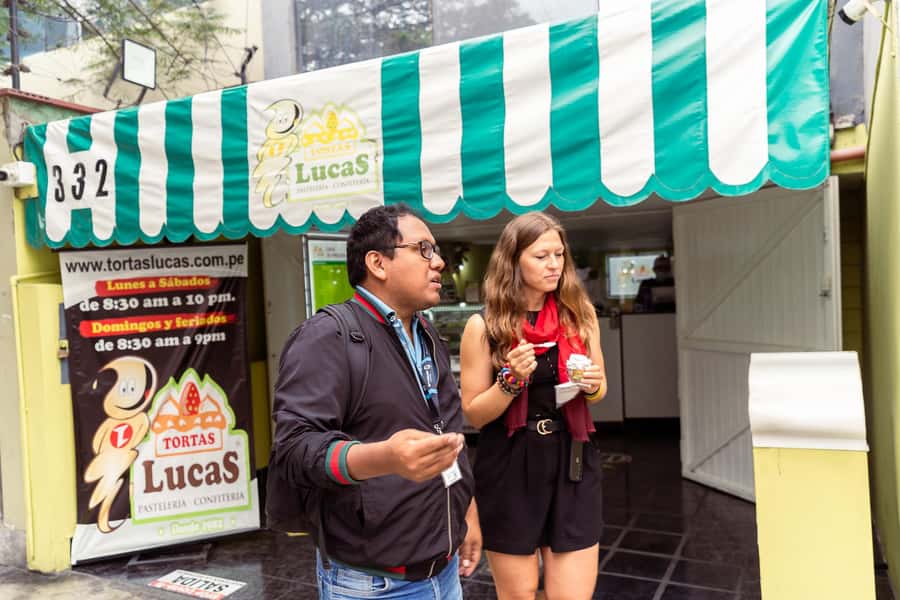 Lima: Miraflores Trending Flavors Half-Day Walking Tour - Walking, weather, and what to bring