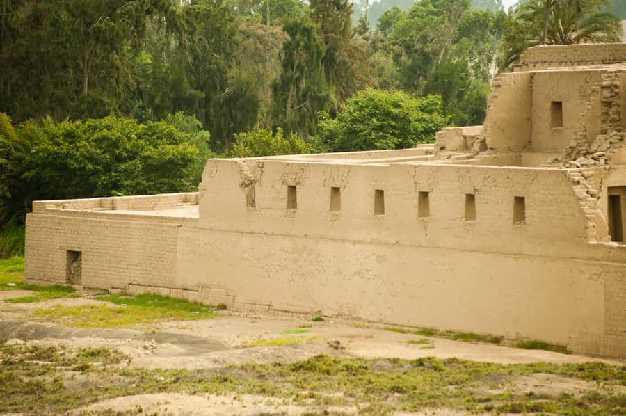 Lima: Pachacamac Ruins & Barranco Half-Day Guided Tour - The museum fills in what the ruins cannot show
