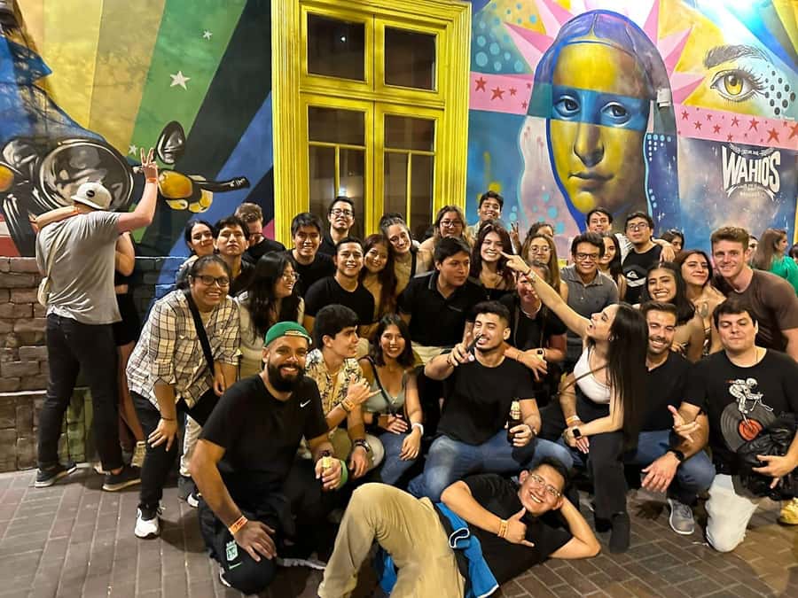 Lima: Party tour Fridays Barranco / Saturdays Miraflores - Meeting at Plaza Barranco