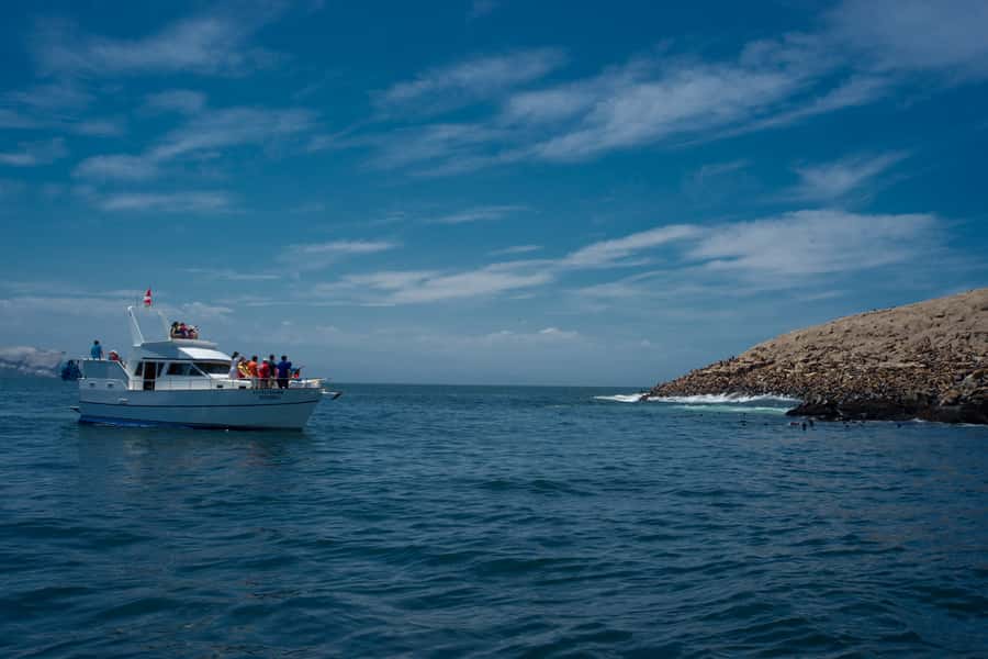 Lima: Sea Lion Swim and Wildlife Palomino Islands Cruise - Leaving La Punta for the Palomino Islands