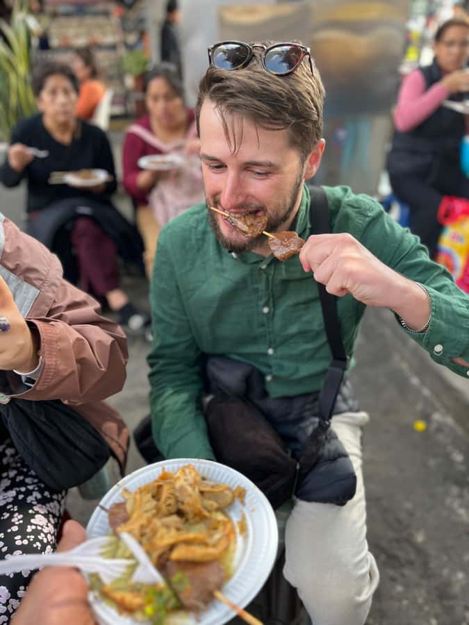 Lima Street Food: A gastronomic adventure through the city. - Plaza Mayor brings food and history together