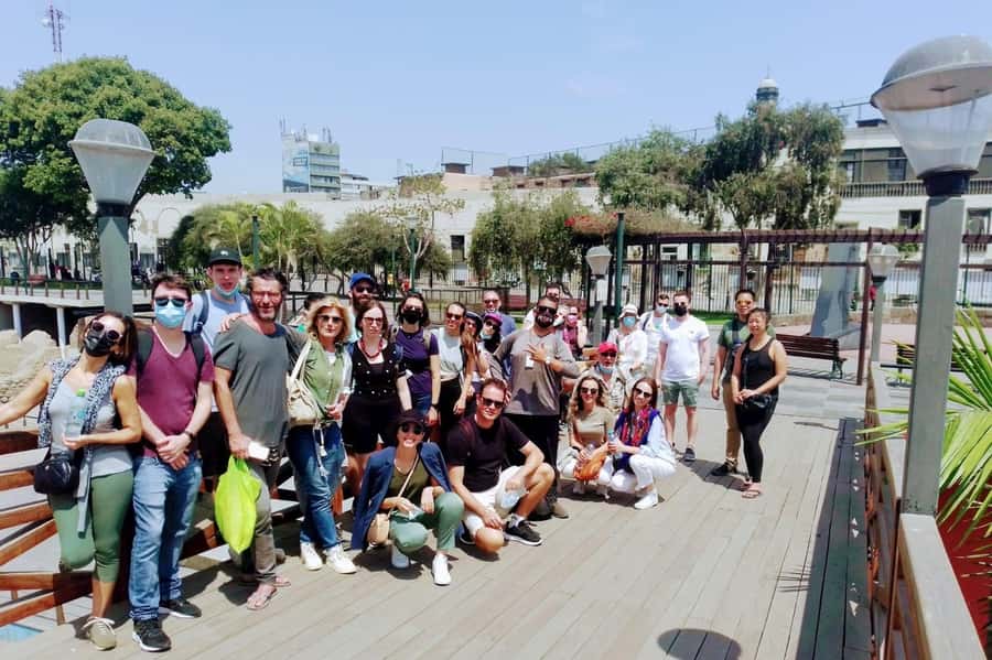 Lima: Tour a pie con Guía Local por el Centro Histórico - Why this two-hour walk works well in Lima