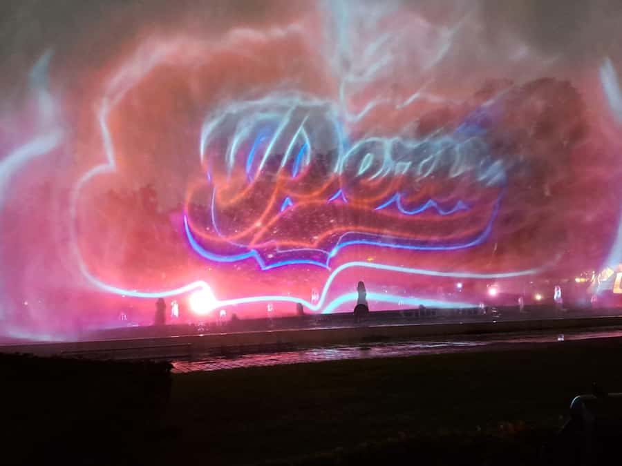 Lima: Water Magic Circuit, Downtown and Catacombs Night Tour - Who should book this Lima evening tour?