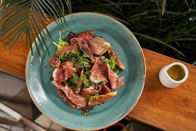 Lunch Menu at Mangos Larcomar restaurant - Bay views, sea sounds, and a sunset terrace