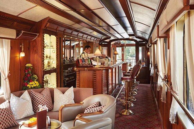Luxury Machu Picchu Tour by Hiram Bingham Train from Cusco - The return train, dinner, and live entertainment