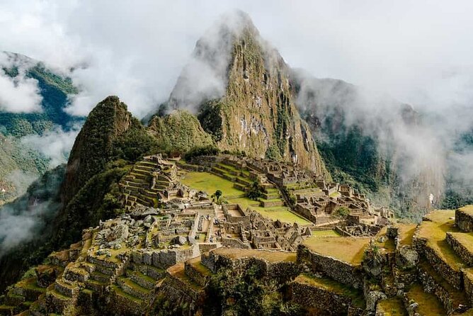 Luxury Machu Picchu Tour by Hiram Bingham Train from Cusco - Service, group size, and practical comfort