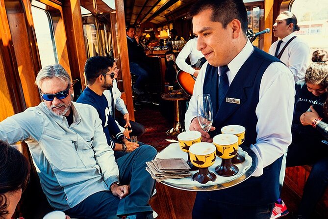 Machu Picchu 1-Day Luxury Tour | Hiram Bingham Train - 5:00 p.m. dinner and the ride home