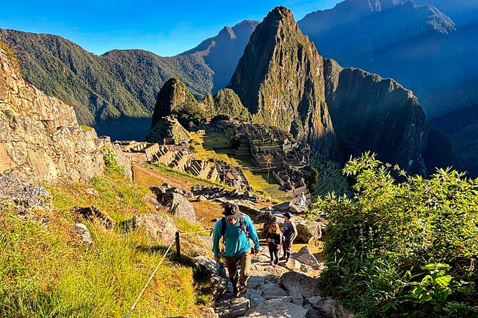 Machu Picchu Full Day from Cusco by Panoramic Train - The early drive to Ollantaytambo