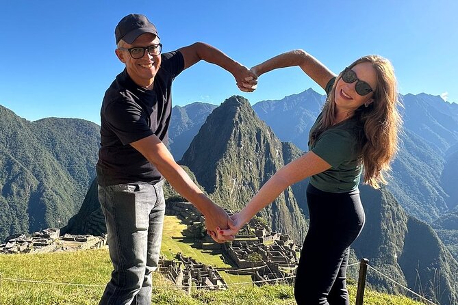 Machu Picchu Full Day Tour - Ollantaytambo to Aguas Calientes by train