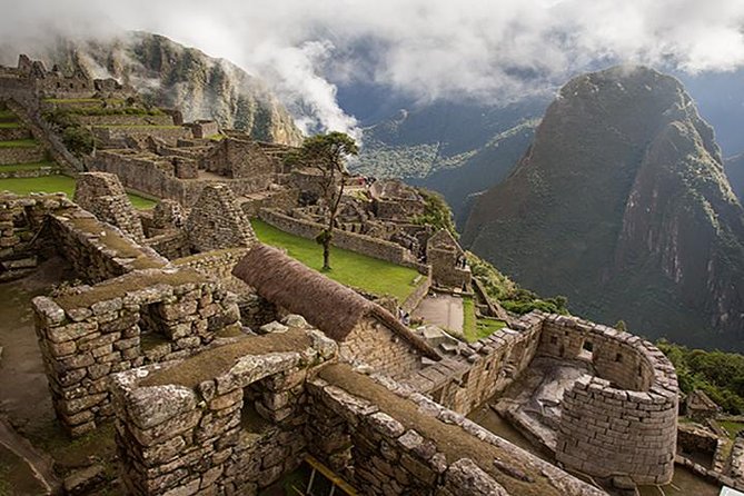 Machu Picchu Full Day Tour from Cusco - Two hours inside Machu Picchu