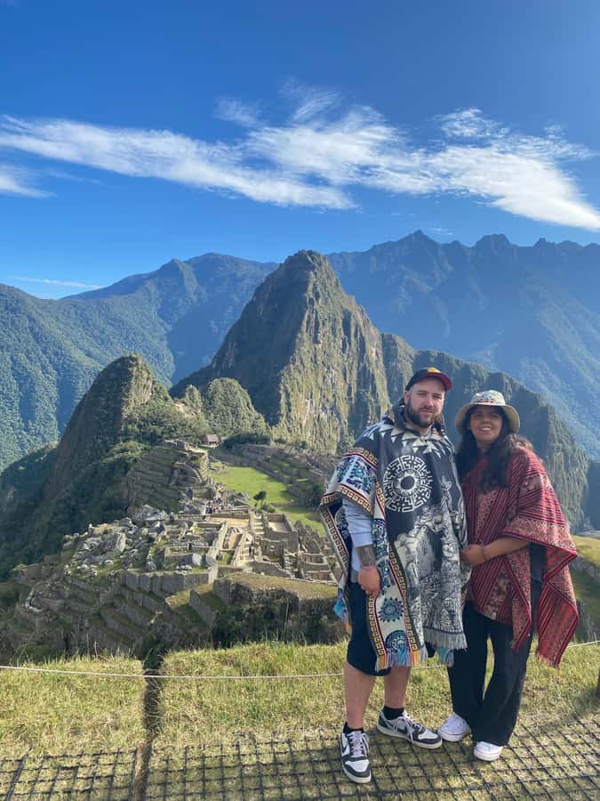 Machu Picchu: Group Guided Tour - The Condor Temple and Sacred Rock
