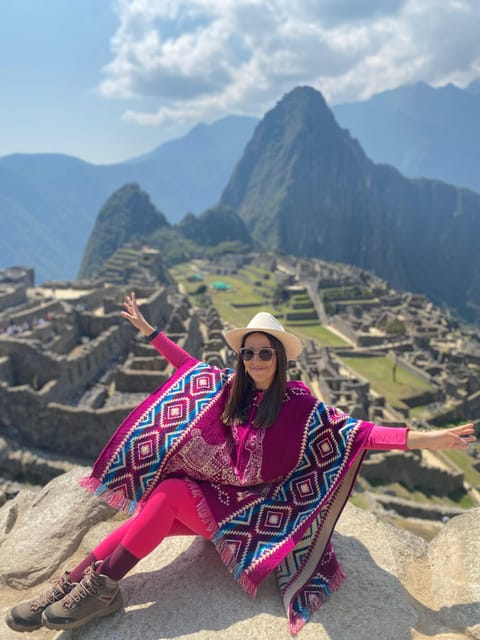 Machu Picchu: historical and photographic guided tour - Practical details that matter at the entrance
