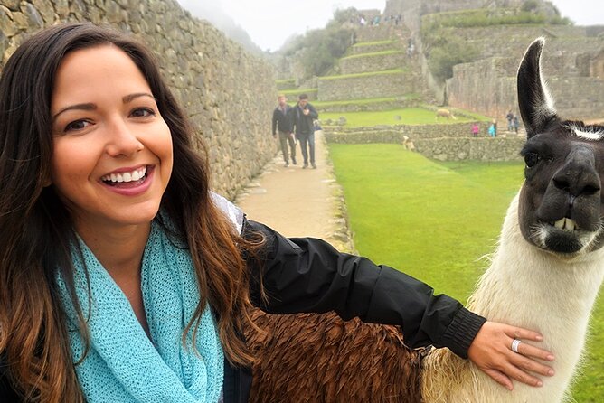 Machu Picchu in 1 Day from Cusco - The Expedition train to Aguas Calientes