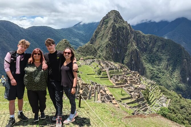 Machu Picchu & Sacred Valley: 2 Day Combo Tour - Day one begins in Cusco and Pisac