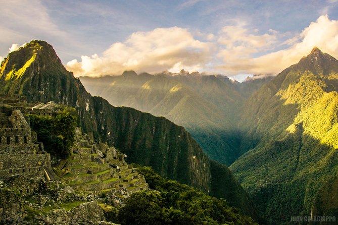Machu Picchu Trips One Day Tour with Inca Rail Train from Cusco - What the $370 price really covers