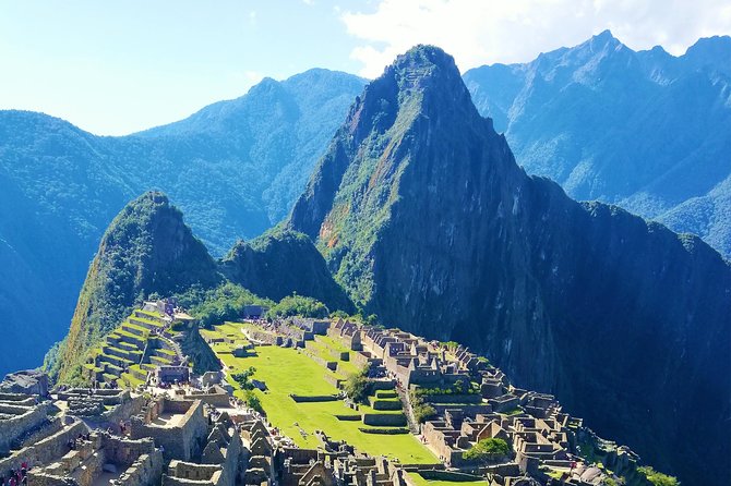 Machupicchu full day private tour - Finding your way through Aguas Calientes