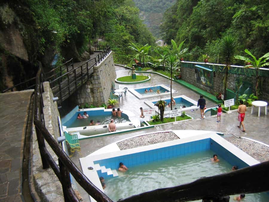 Machupicchu tour by tourist train in 2 days - Should you book it?