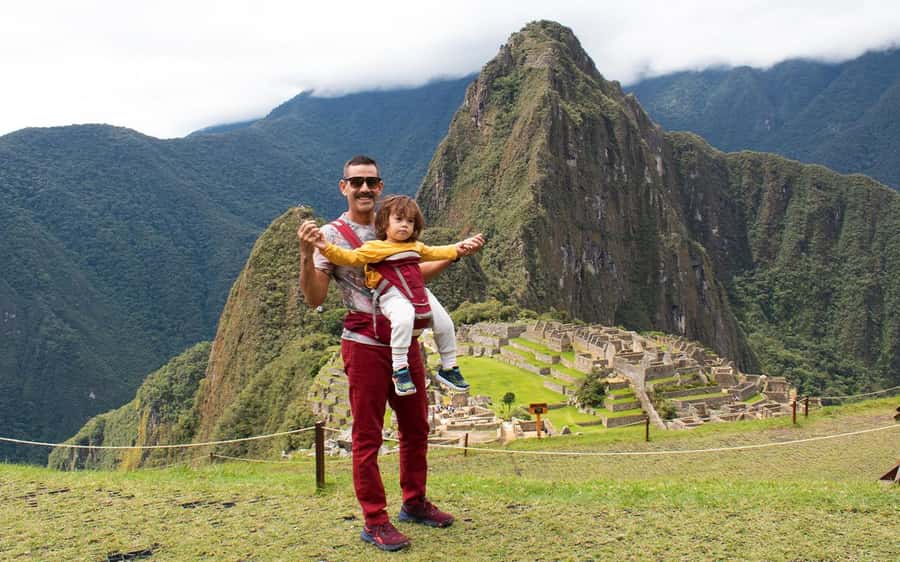 Machupicchu tour by tourist train in 2 days - Day two: entering the Machu Picchu sanctuary