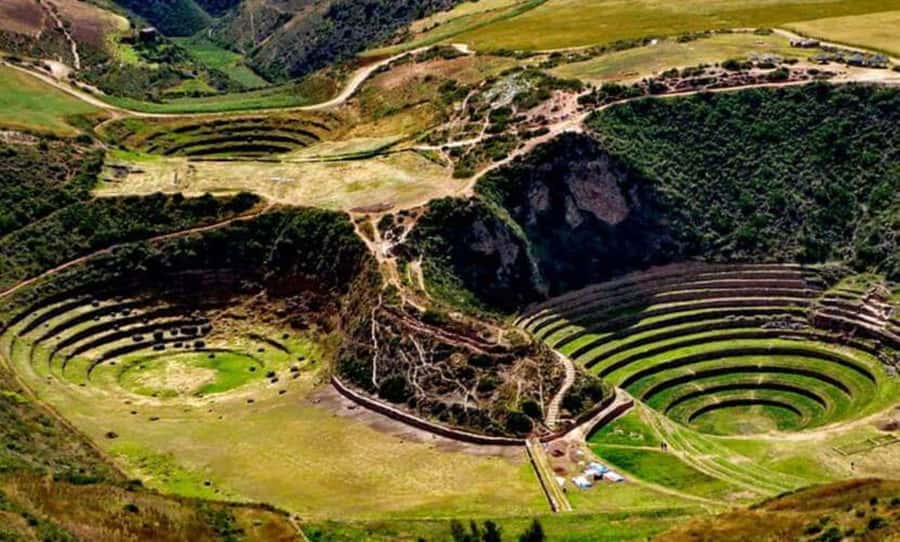 Maras Moray Sacred Valley Tour from Cusco - The guide and driver can shape the morning