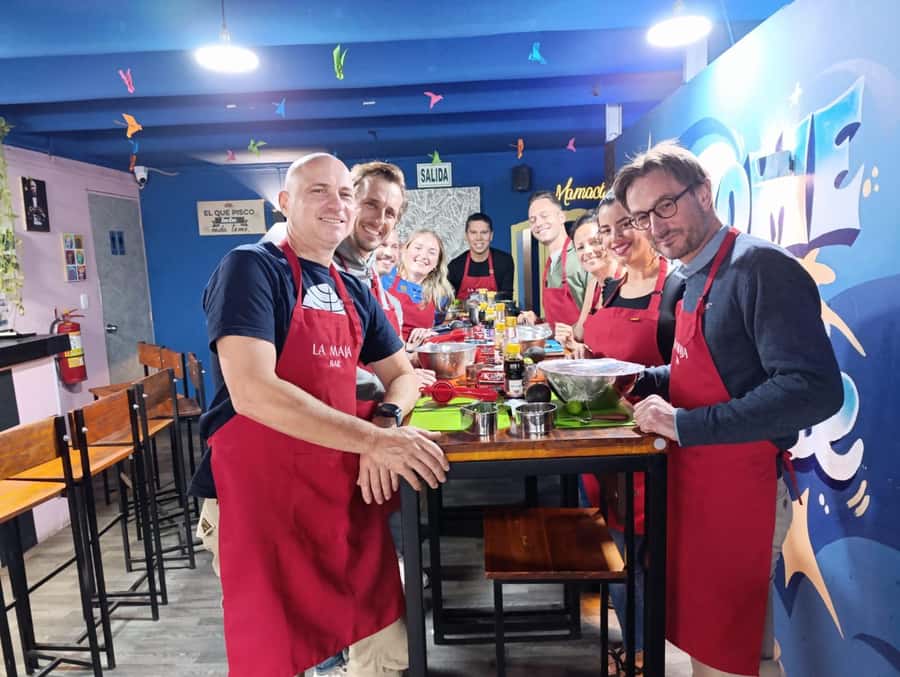 Miraflores: Amazing Peruvian Cooking Class Ceviche Seafood and Pisco Sour - Meeting near Kennedy Park in Miraflores