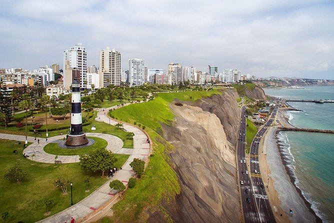 Miraflores, Barranco & San Isidro - Districts Tour (Small Group) - Crossing Puente de los Suspiros