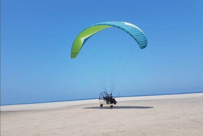 Motorized Paragliding flights on the Costa Verde - Lima - The launch: a gentle start from the explanade
