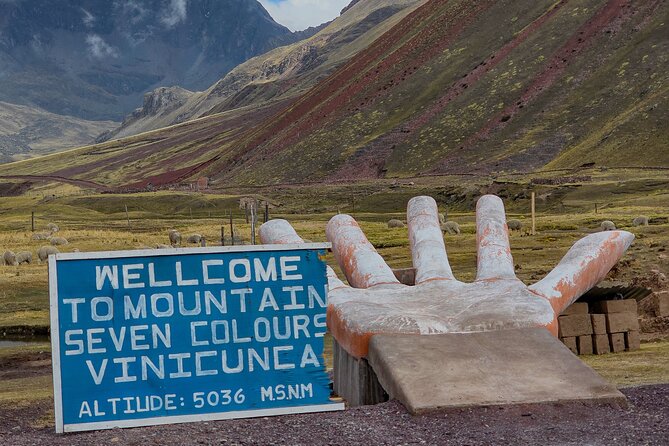 Mountain of Colors Vinincnever Full Day Tour from Cusco - 4:00 a.m. pickup and the first road leg