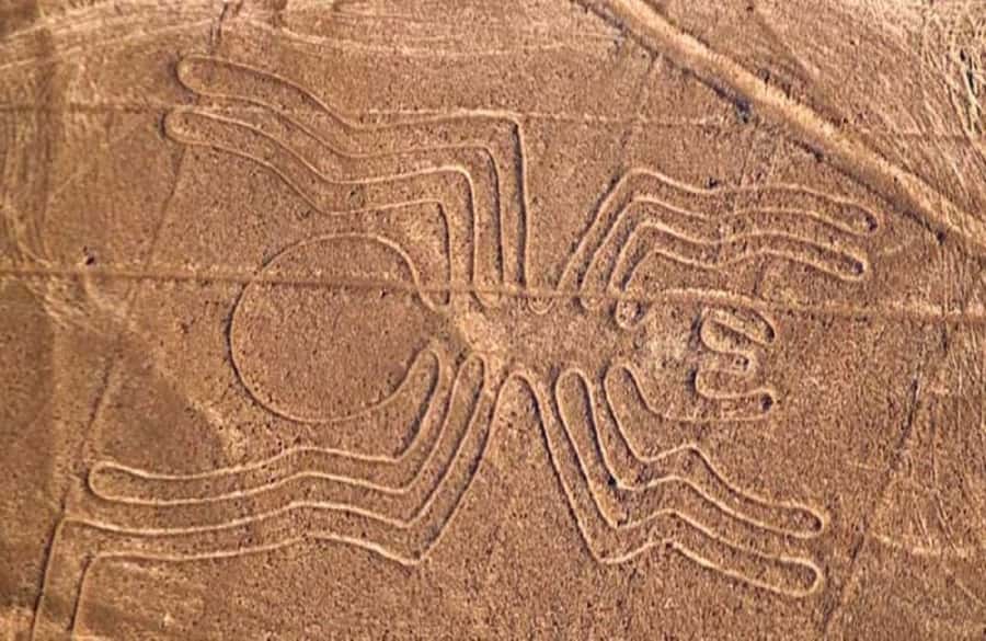 Nazca: Overflight of the Nazca Lines - Starting in central Nazca