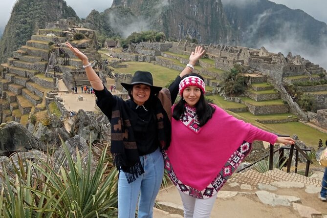 One-day visit to Machu Picchu by luxurious Vistadome train. - Aguas Calientes and the bus to the sanctuary