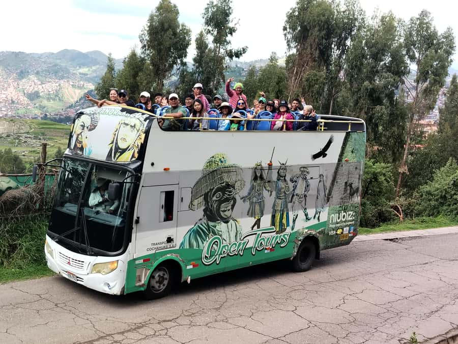 Open-top bus in the city of Cusco, 3-hour tour with panoramic views - Starting near the center of Cusco