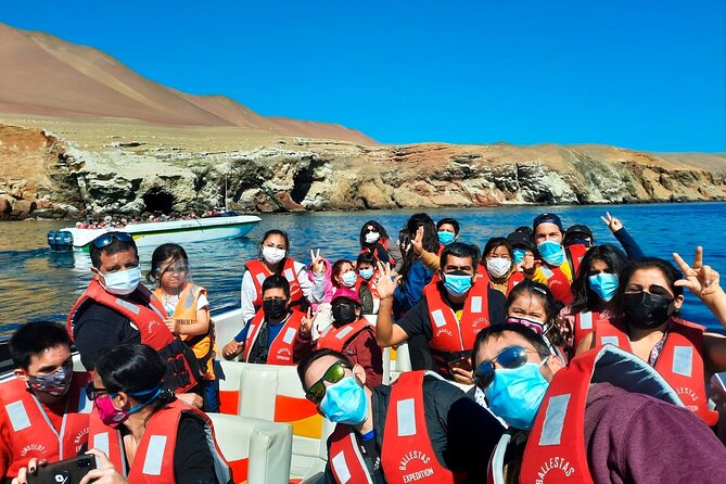 Paracas, Ballestas Islands and Huacachina Guided Tour - Guides, Language, and Group Size