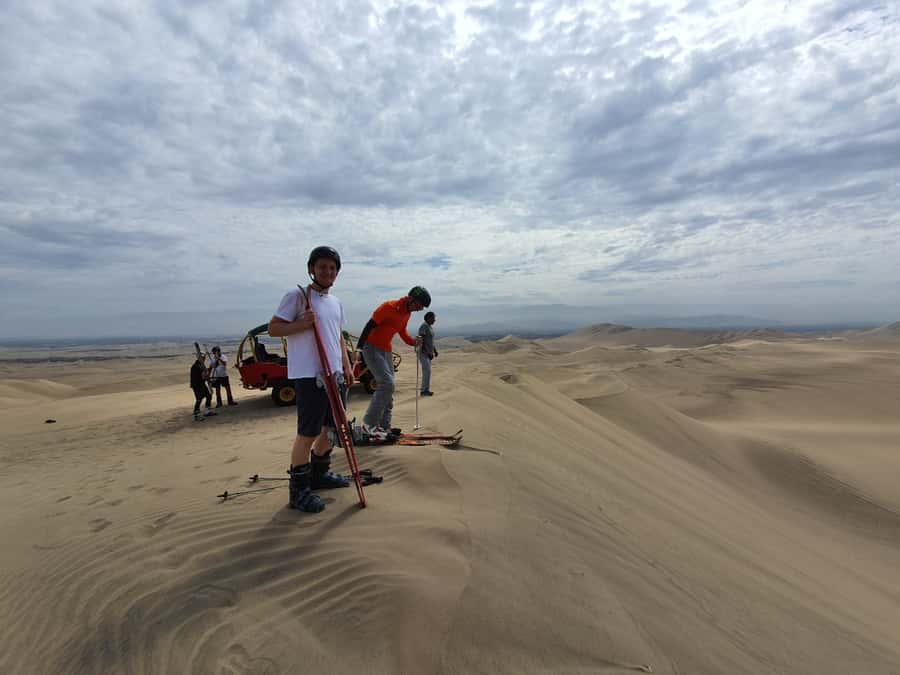 Paracas or Pisco: Private Huacachina Oasis Tour & Buggy Ride - Sandboarding without needing to be an expert