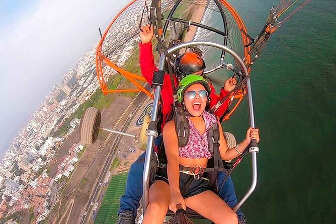 Paragliding in Lima - Costa Verde - What the city looks like from above