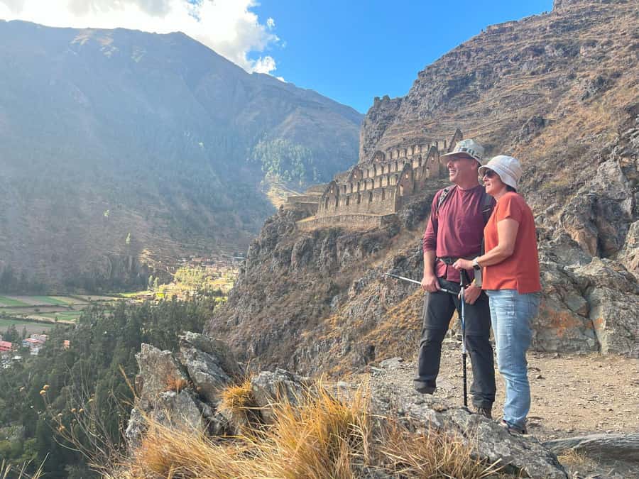 Pisaq, Ollantaytambo, Chinchero - Sacred Valley Experience - Pisac Market: color, shopping, and local trade