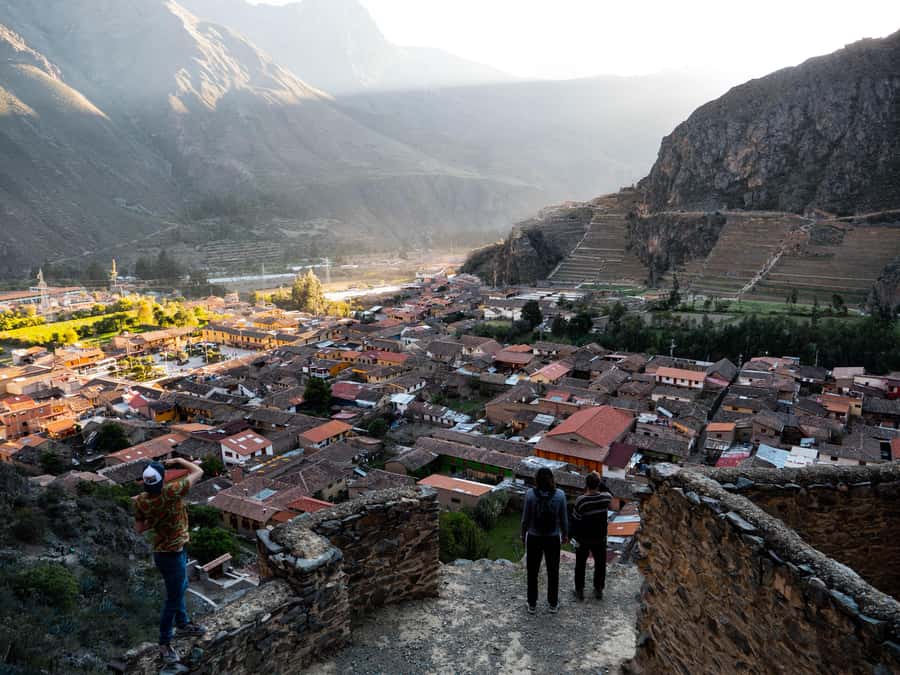 Pisaq, Ollantaytambo, Chinchero - Sacred Valley Experience - Guides, language, and group style