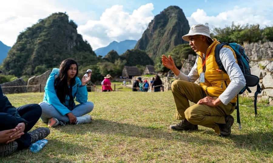 Private Guide in Machu Picchu for 3 Hours - Inside Machu Picchu: Route 2-A and Route 2-B