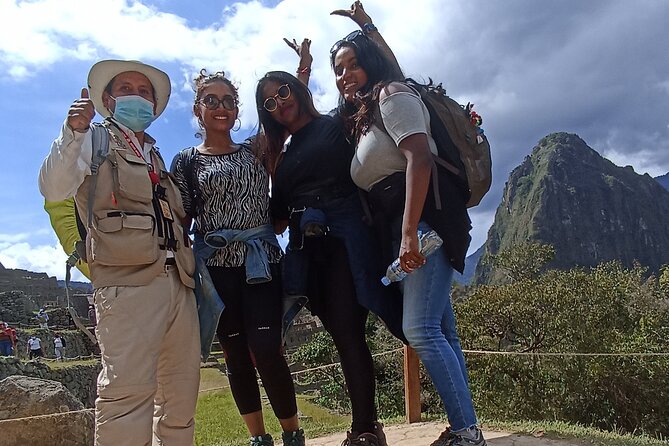Private Professional Guide in Machu Picchu from Aguas Calientes - Key points to know before booking