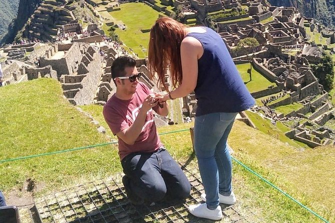 Private Professional Guide in Machu Picchu from Aguas Calientes - The 25-minute ride to the citadel