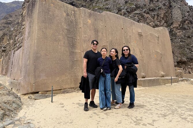 Private tour of Sacred valley: Pisac, Ollantaytambo and Chinchero - Chinchero textile center: from alpaca fiber to finished cloth