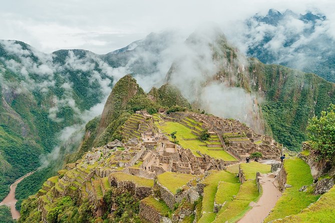 Private Tour to the Lost City: Machu Picchu in One Day - Arriving in Aguas Calientes