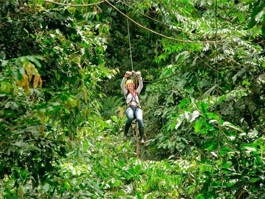Puerto Maldonado: Jungle Adventure |Zipline + Canopy + Kayak - A short canopy walk above the jungle