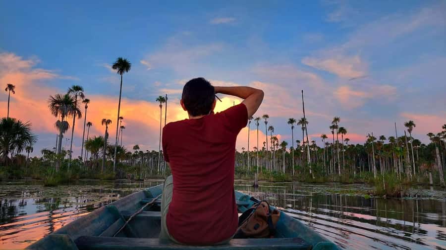 Puerto Maldonado: Lake Yacumama sunset and piranha fishing - Why Lake Yacumama makes a good short Amazon outing