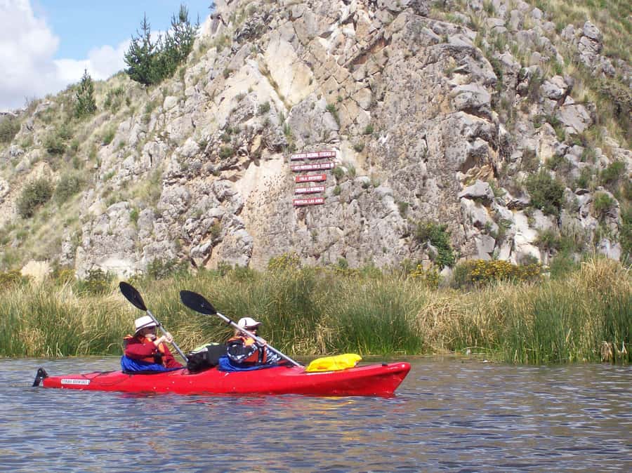 Puno: 2-day Uros Kayak Tour with Homestay at Amantani Island - Taquile’s textiles tell social stories